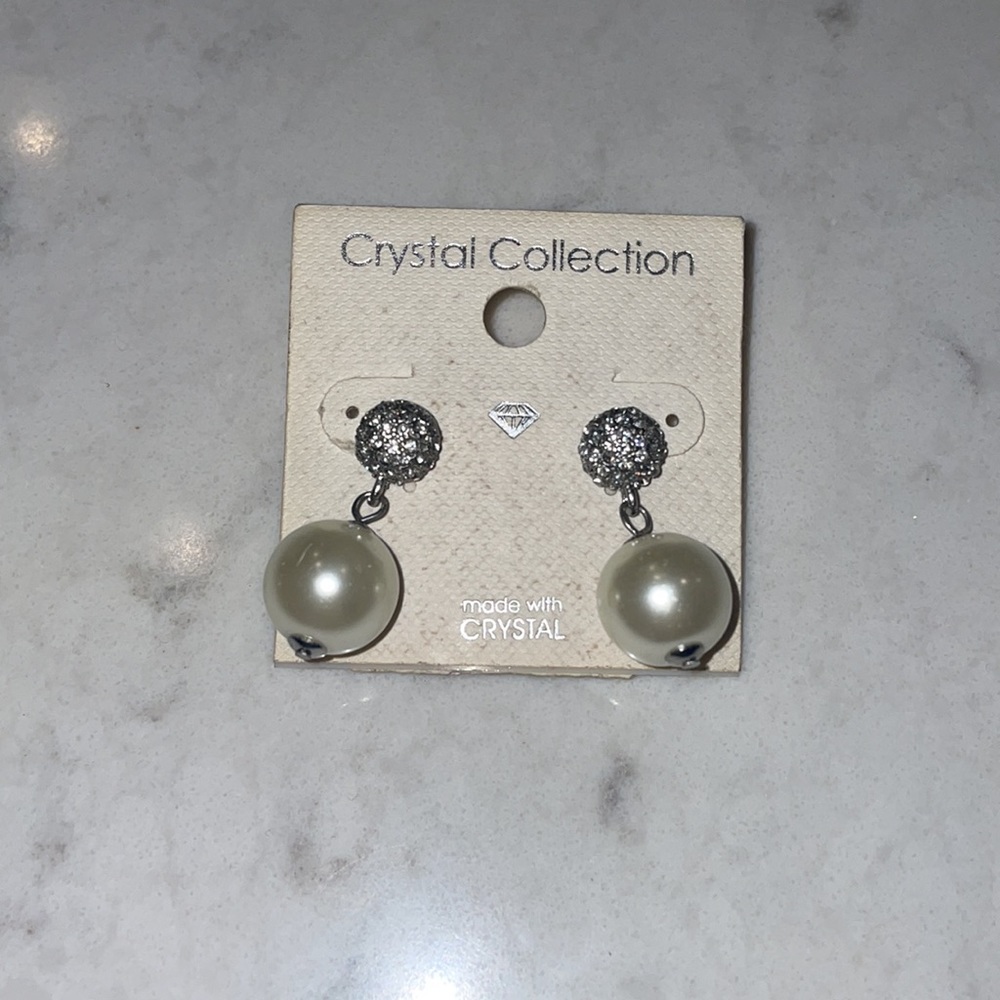 Pearl bracelet and earrings set - Picture 2 of 3